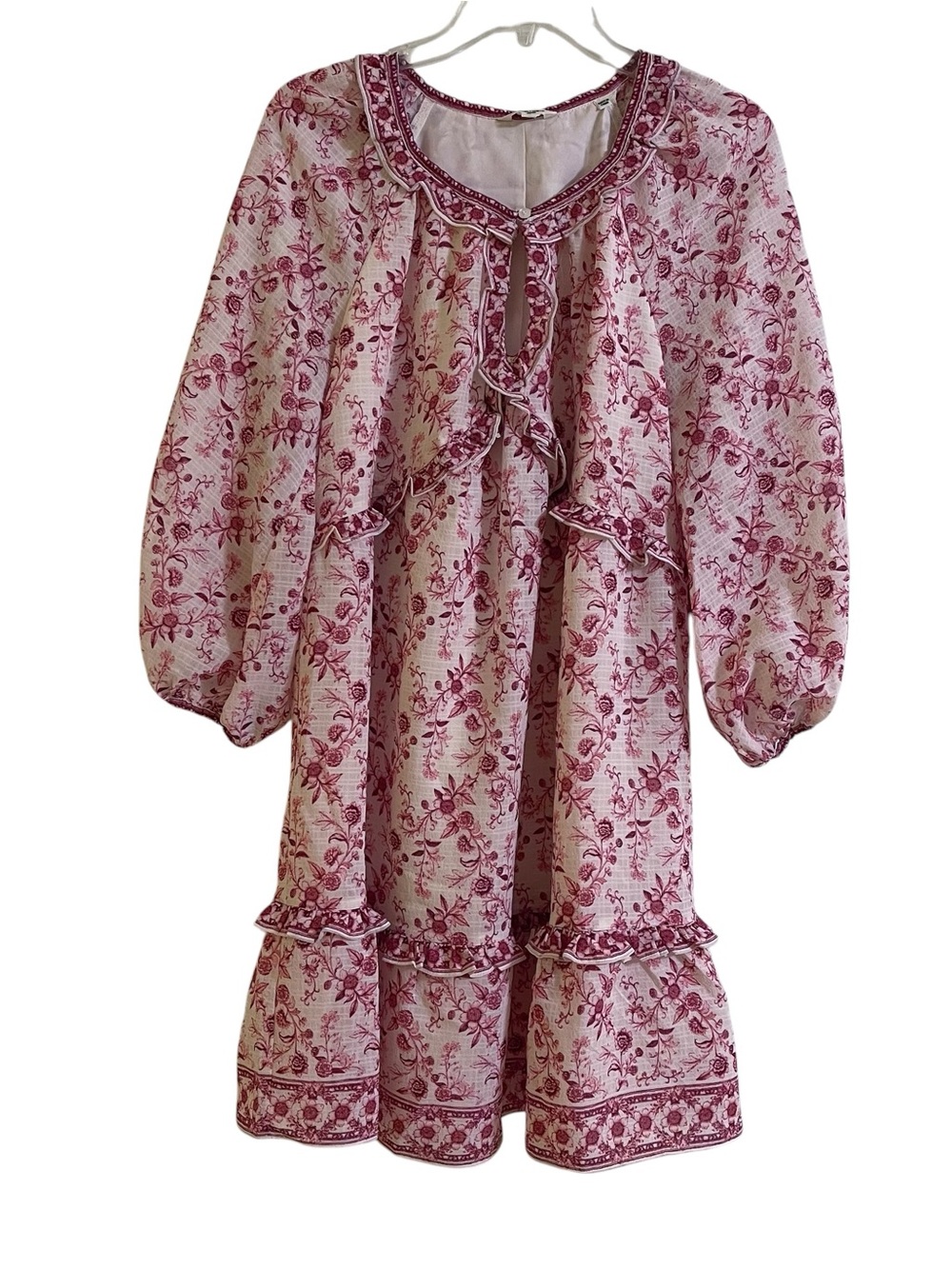 Max Studio London Cream and Red Floral Mini Dress NWOT
Size M - Picture 2 of 8